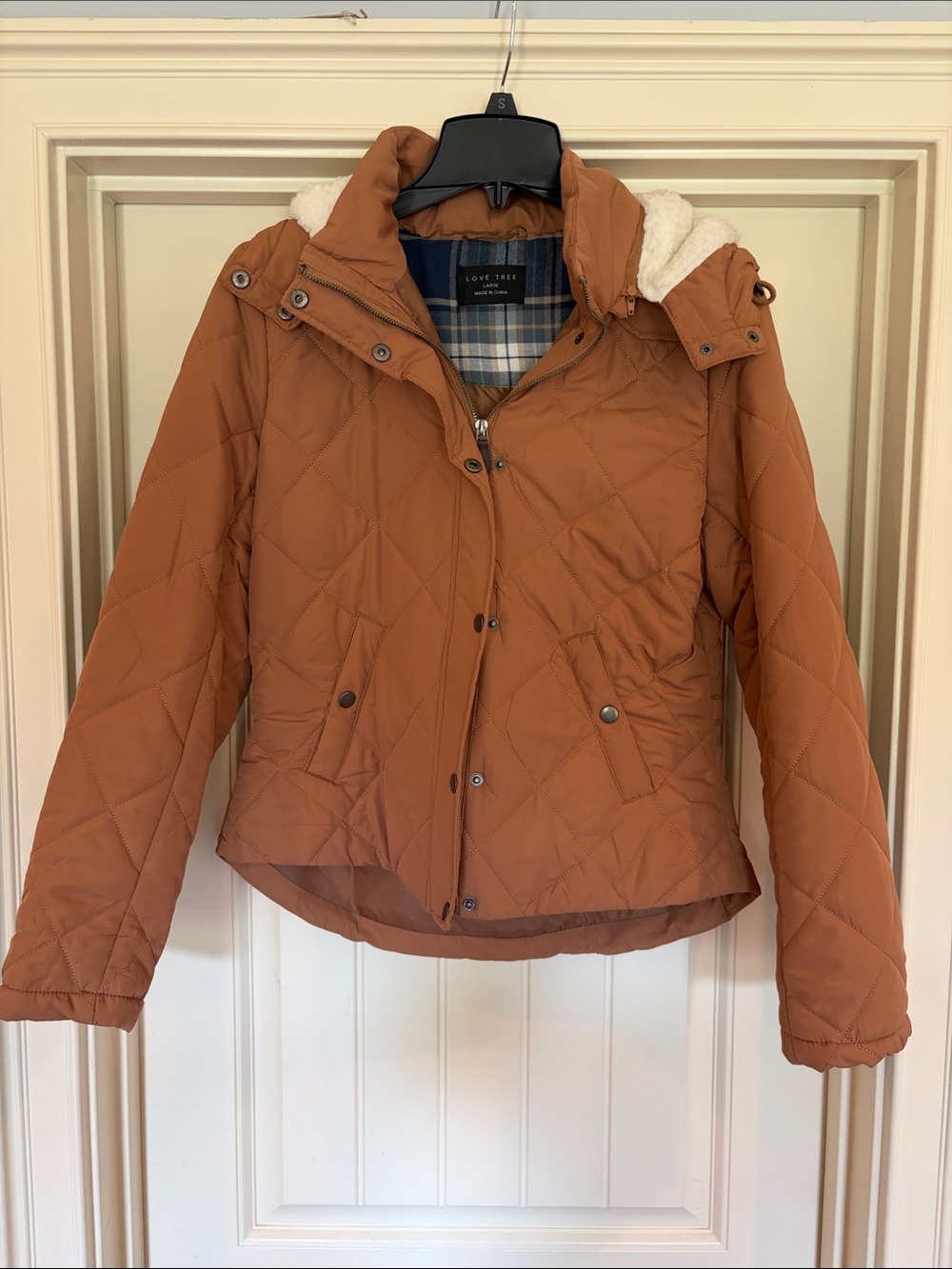 Quilted Hooded Jacket in Rust -